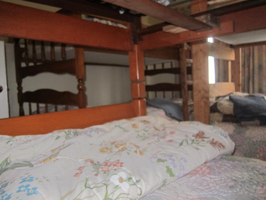 Caledonia Country Hostel Номер фото